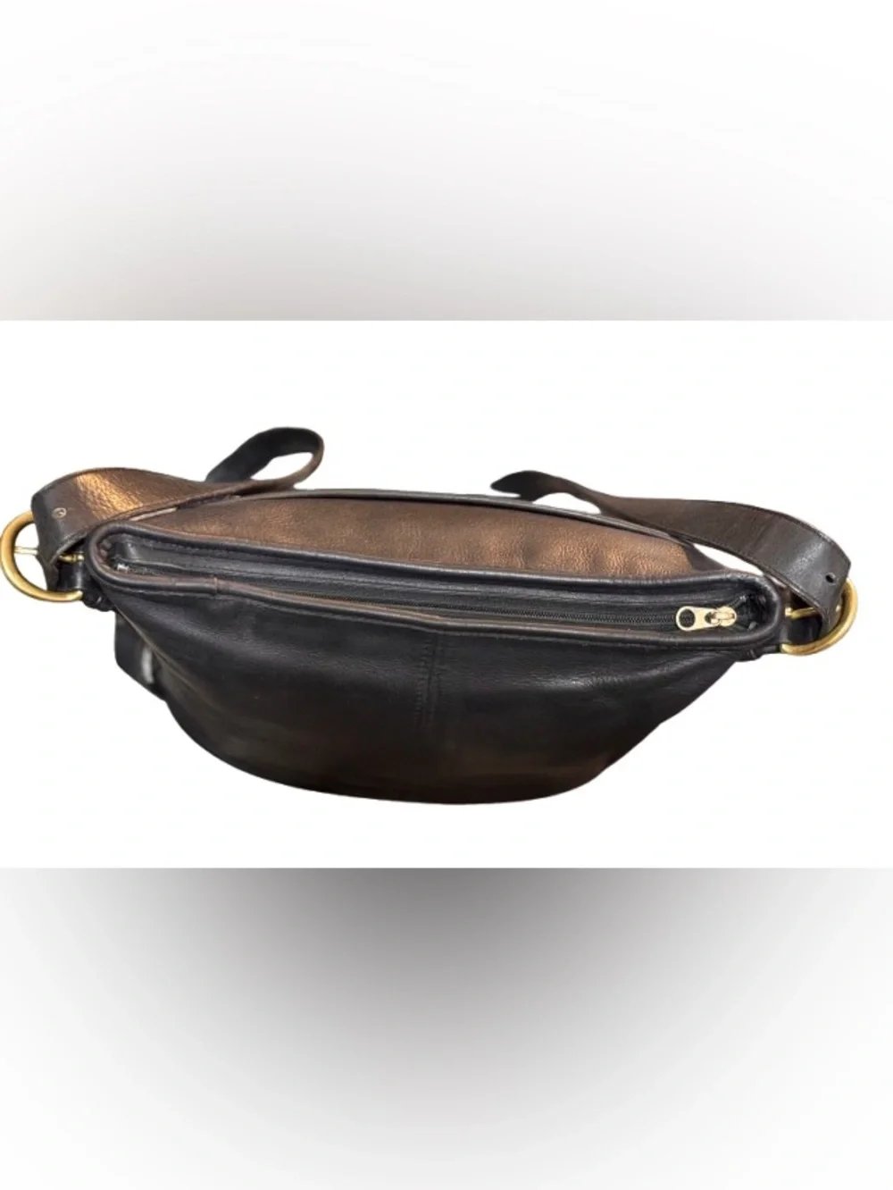 Coach selling beautiful